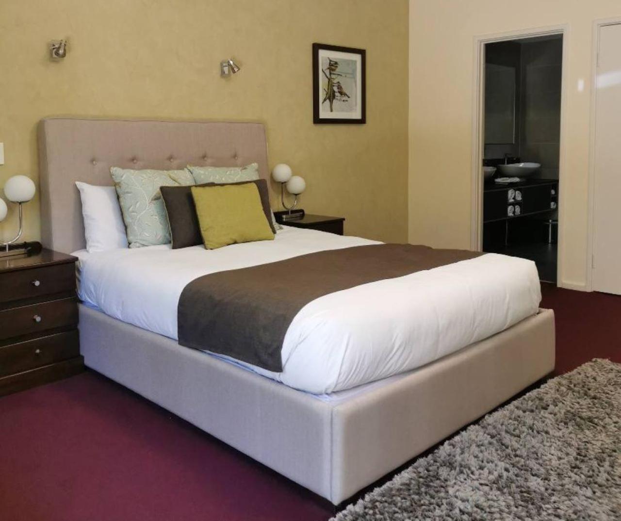 Mahogany Creek Mahogany Inn And Distillery מראה חיצוני תמונה