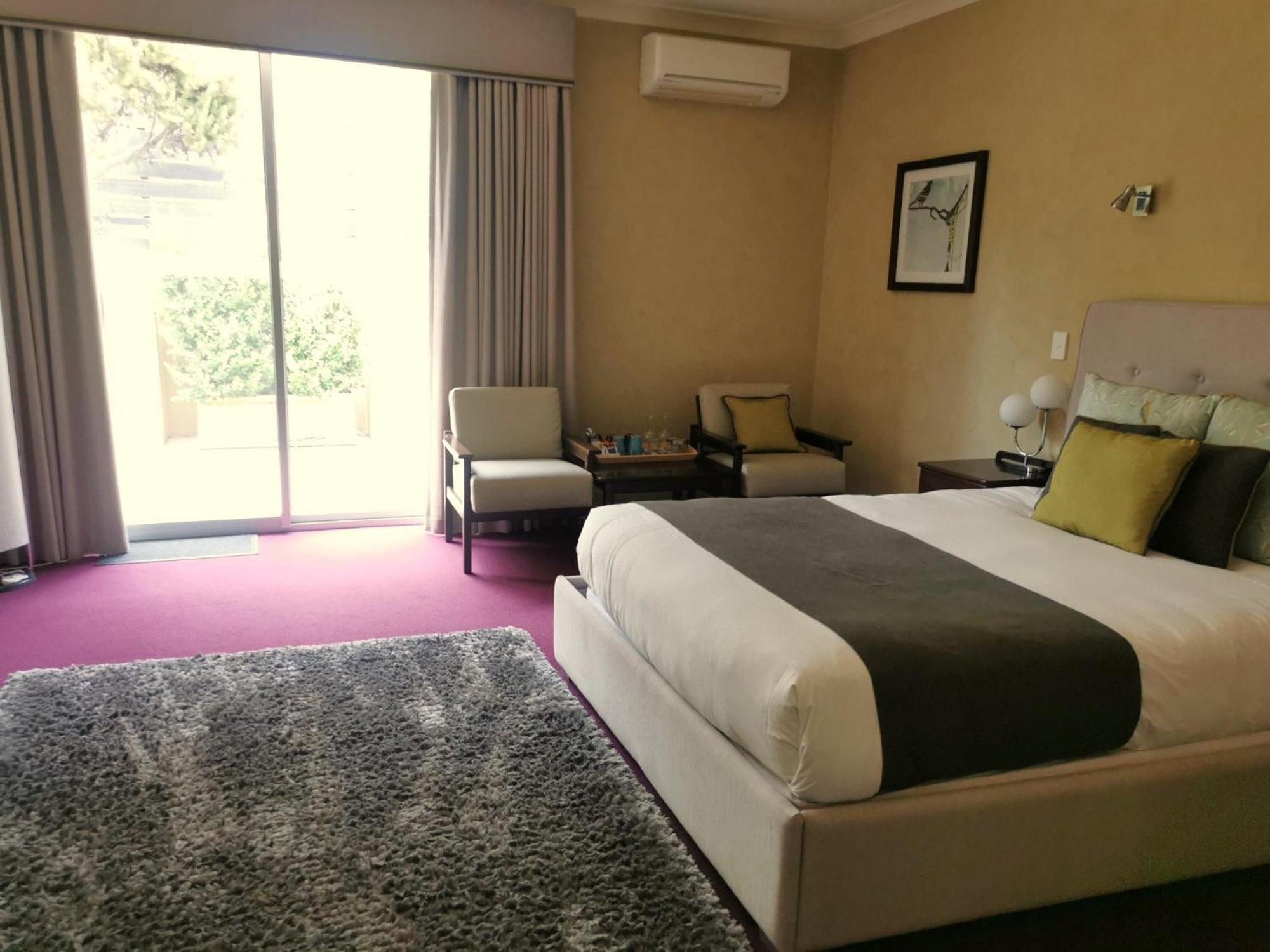 Mahogany Creek Mahogany Inn And Distillery מראה חיצוני תמונה